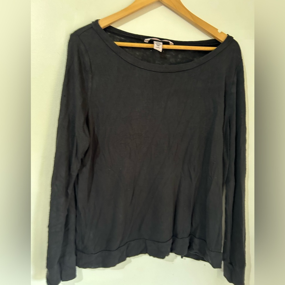 Victoria's Secret Charcoal Long Sleeve Tee - Picture 2 of 6